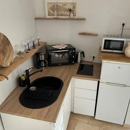 3 Pers Coeur De Village Les Mimosas